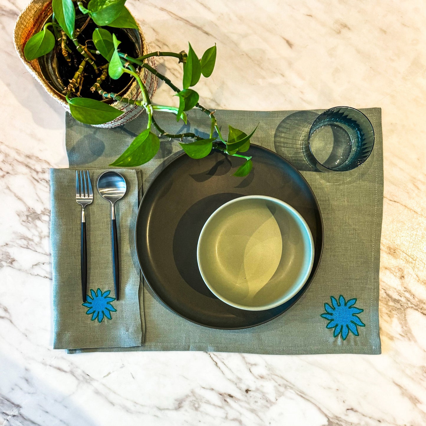 Blue Sun with Hunter Green Linen Placemat Set of 6
