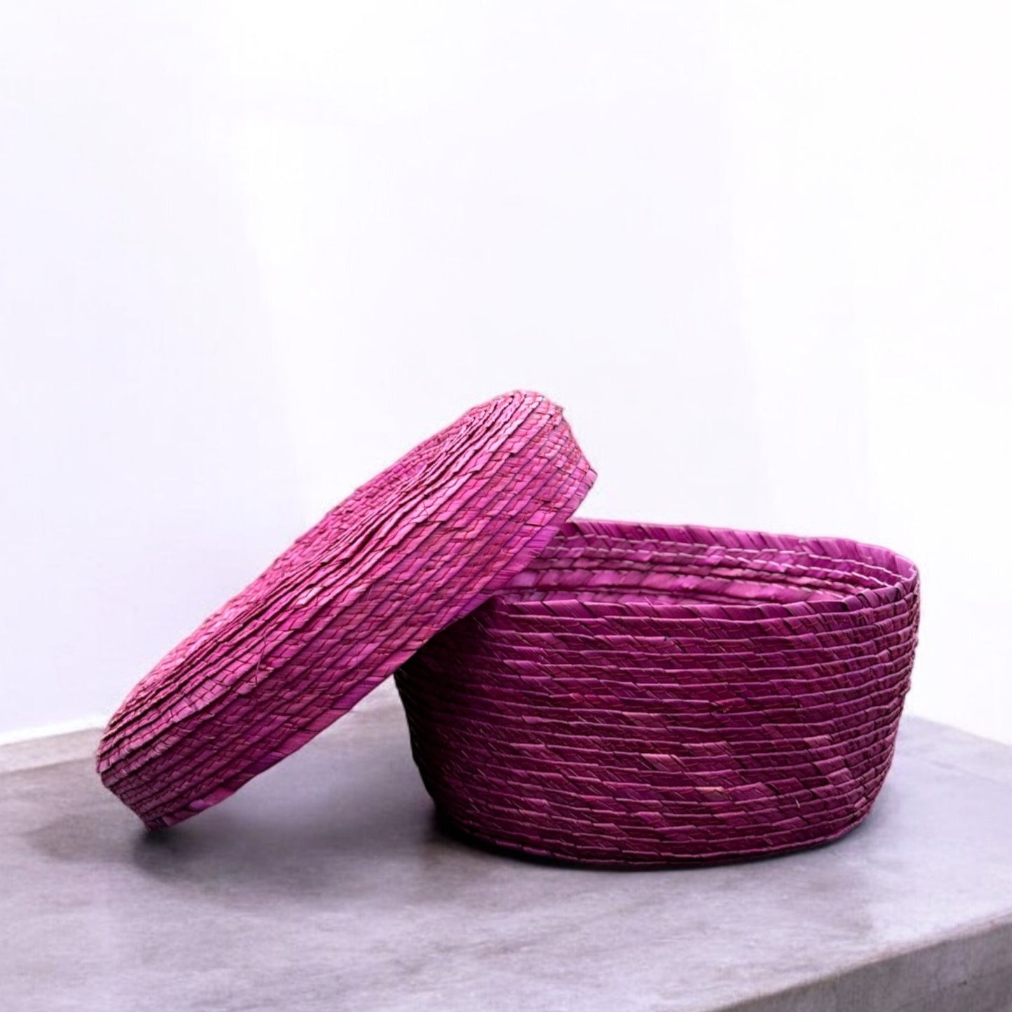 Raffia Small Basket with Lid
