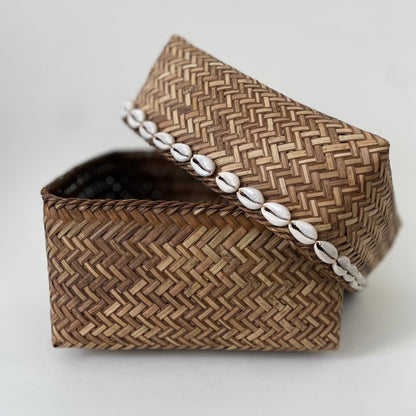 Large Seashells and Raffia Box